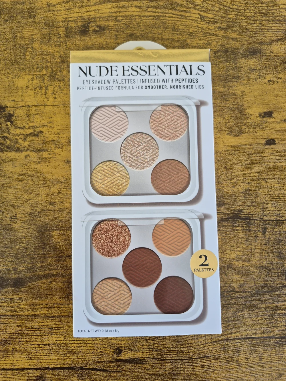 Essentials nude eyeshadow